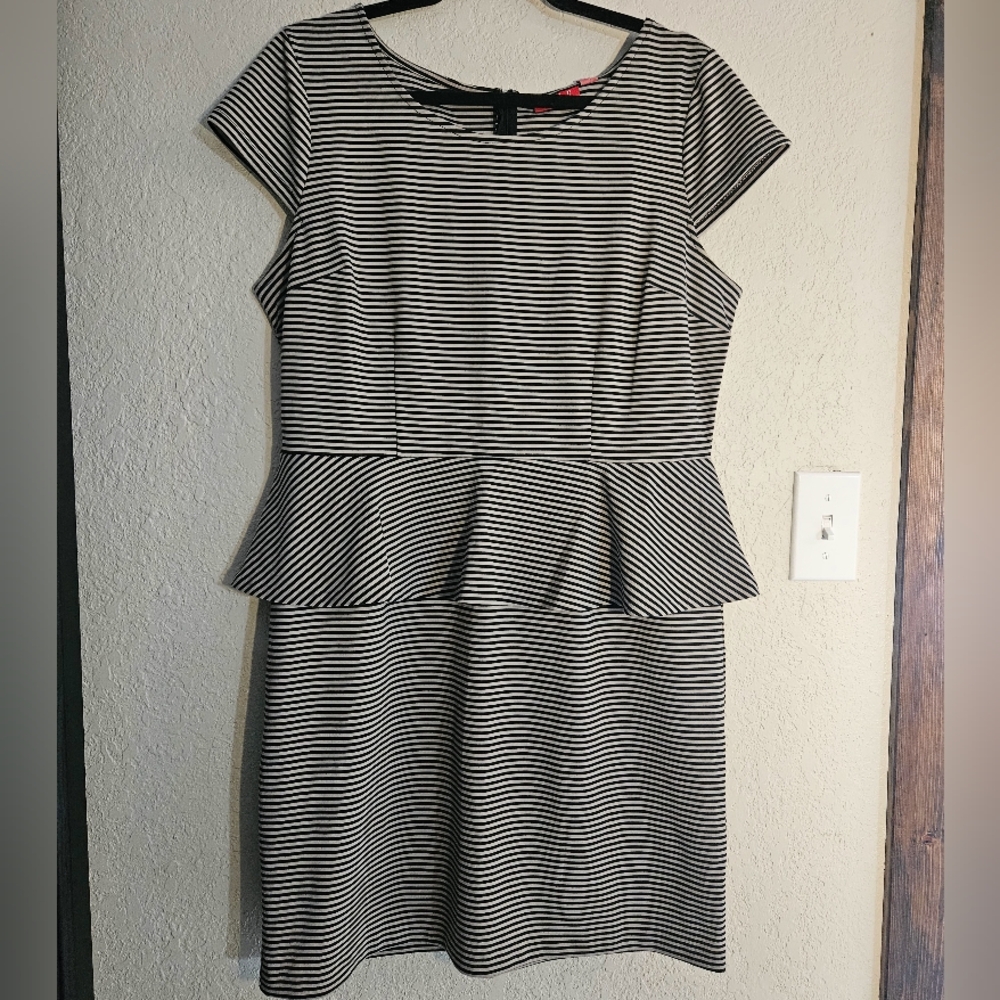 Elle mini dress